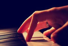 开云体育在线-瓦伦西亚强势荷兰，阿拉巴统治全场