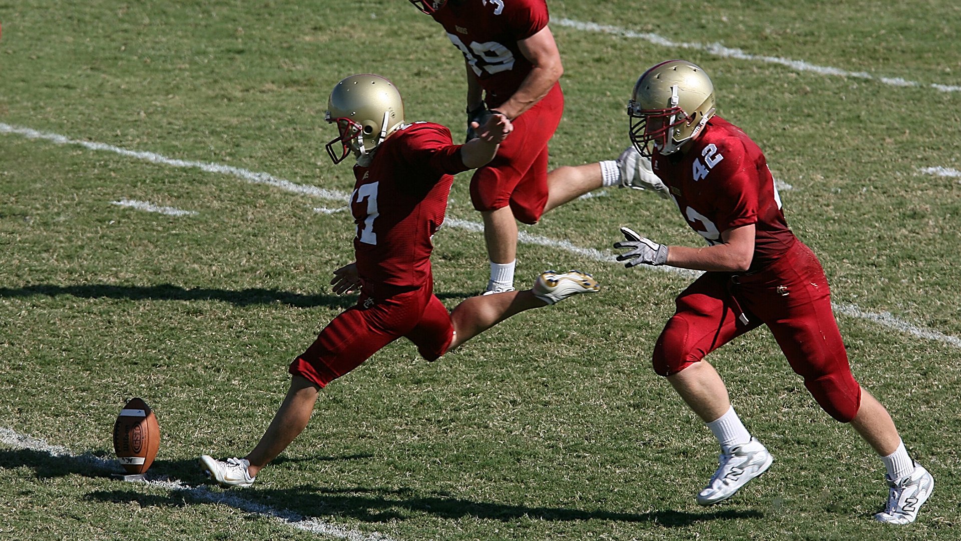 绿茵场上的双面叙事，孙兴慜的爆发与阿根廷节奏下的那不勒斯启示